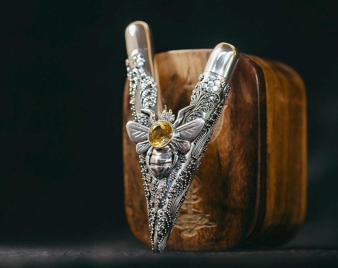Diamond Kuripe - Handcrafted High-Purity Silver by Dewata Studio, Set with Diamond & Citrine, Unique Ritual Collector’s Piece