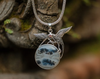 White Dendrite Agate Hummingbird Pendant - Sterling Silver with Garnet Stone, Balinese Handcrafted Necklace, Sacred Jewelry