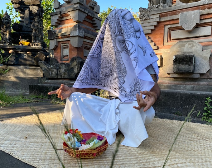 Exclusive Large altar / meditation carpet. Altar ceremonial mat / rug. Balinese sacred drawing. Balinese spiritual art. Handcraft altar mat.