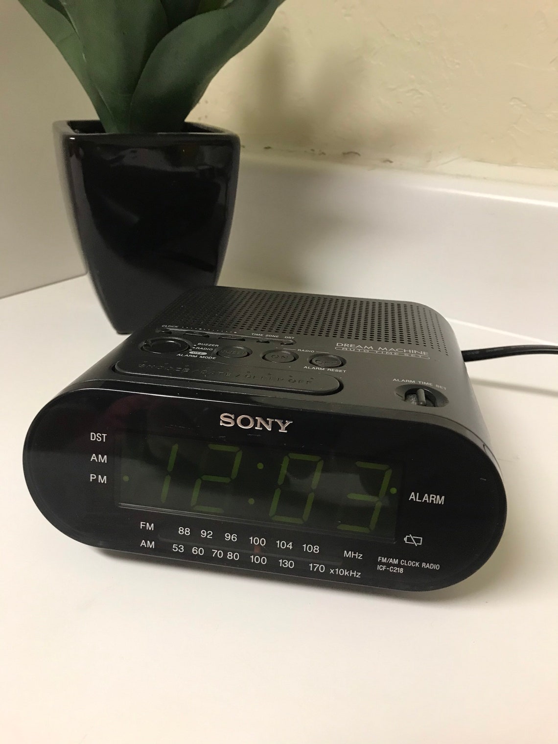 Vintage Sony clock radio like new. Etsy