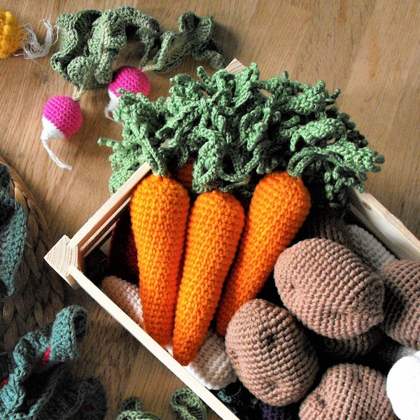 Gehäkelte Karotte, gefülltes Amigurumi-Gemüse, Spielessen, handgemachtes Spielzeug, für Kinderküche, Spielküchenzubehör, vorgetäuschtes Essen