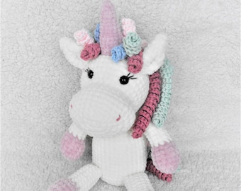 Einhorn 34 cm, Plüsch gehäkeltes Regenbogenpony, Amigurumi Stofftier, Kuscheltier aus Garn, Geschenk für Baby, gehäkelte Plüschtiere, Plüschtier