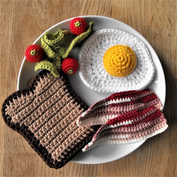 crochet breakfast set, fried egg with bacon, felt food for kids kitchen, pretend play food, cotton yarn kitchen toy, montessori toys