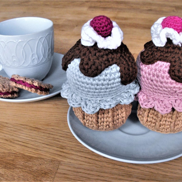 Gehäkelter Cupcake, Muffin, Keks, Fake Food, gefülltes Amigurumi-Spielzeug, Spielessen, handgefertigt, Montessori-Spielzeug, Spielzeugküchenzubehör