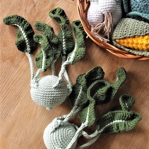 crochet kohlrabi cabbage, stuffed amigurumi vegetables, pretend play food, handmade toys , for kids kitchen, play kitchen accessories