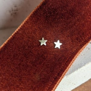 Stern Ohrstecker gold • Ohrstecker Stern Silber • winzige Sternchen Ohrringe • Sternchen Ohrstecker • Sternkette