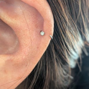 Piercing ring • Chirurgisch staal met zirkonium • mini-oorbellen • sleeper hoops • helix • neusring • septum ring • huggie hoops • tragus • piercing