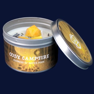 Cosy Campfire Candle / DND Candle / D&D Candle / DnD Gift / Soy Candle / D20 Candle / Dungeons and Dragons Candle / Dnd Christmas gift