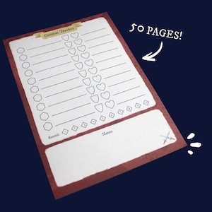Könnte beinhalten: Ein Combat-Tracker-Notizblock mit rotem Rand und weißem Innenraum. Der Notizblock hat einen Abschnitt für Runden, Notizen und verschiedene Formen zur Verfolgung. Der Text "Combat Tracker" steht oben. Der Text "50 pages!" ist ebenfalls sichtbar.