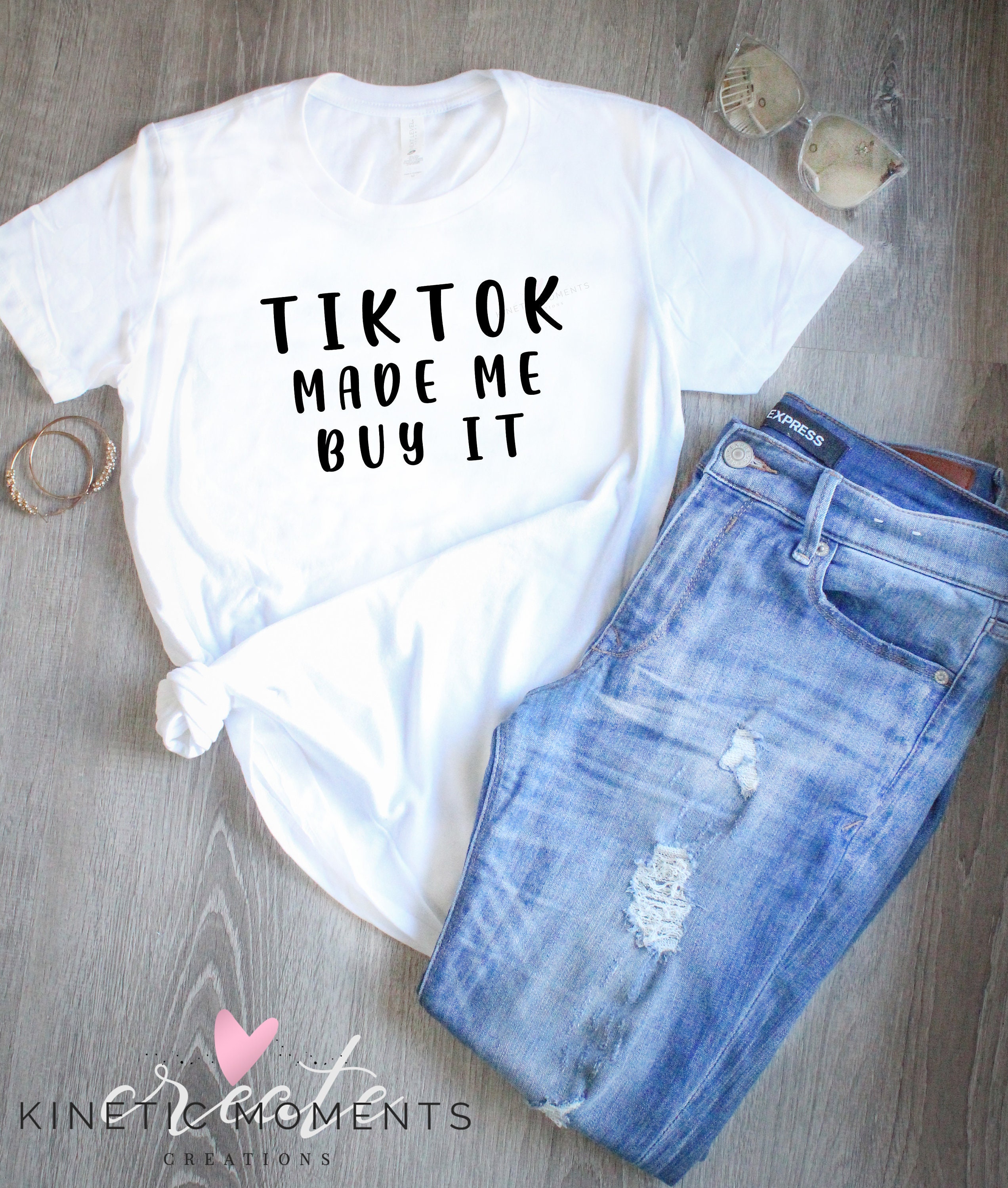 Graphic Tee Tiktok 