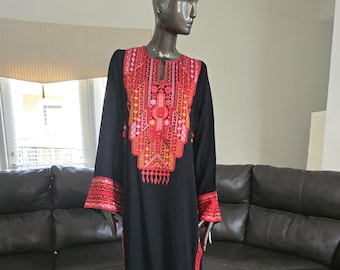 Elegant Embroidered / Tatreez Black and Red Jordanian Palestinian Thobe Dress Kaftan Abaya with strass.