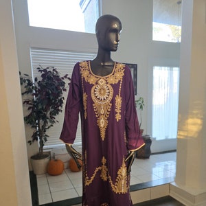 Embroidered Burgundy Chiffon Abaya / Thobe / Kaftan with Golden tatreez embroidery from the front with Strass