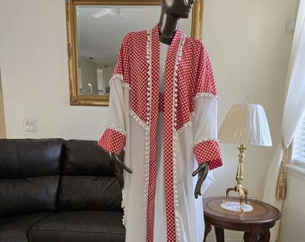 Embroidered Palestinian Shemagh Abaya - White Tatreez Dress with Belt