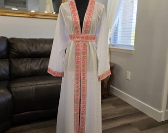 white Chiffon Abaya with Red and colored Tatreez Embroidery, Belted Kaftan Thobe