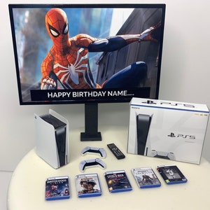 Spiderman Birthday Cake Toppers / PERSONALIZZATO / Ps5 Bundle / Messaggio personalizzato in TV / Bambini Adulti Adolescenti Novità Cake Toppers