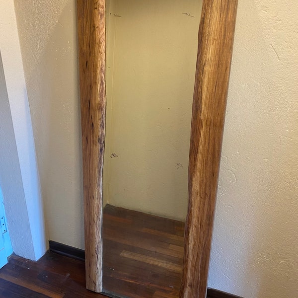 Miroir design en bois