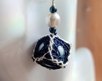 Mooncage Earrings - Handmade string-style earrings made of yarn in dark blue and white with a glass ball, unique geometric jewelry for her