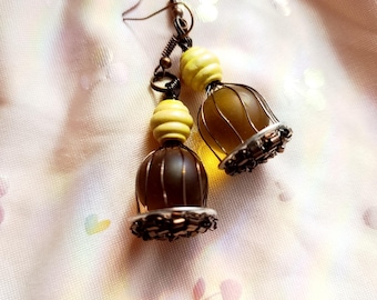 Bronze cage - Handmade earrings with wire, glass ball and wooden beads in bronze and butter