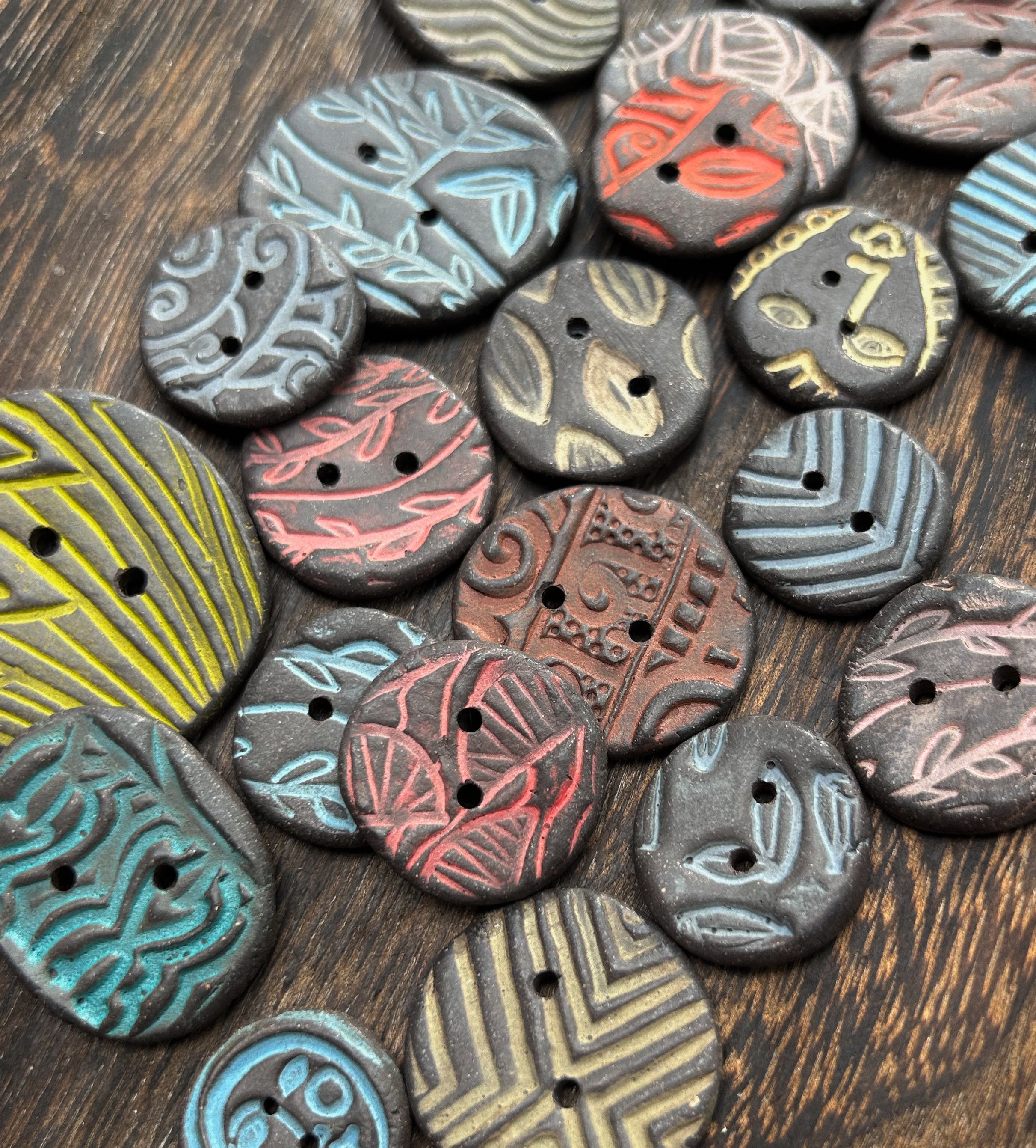 Large unique buttons deals