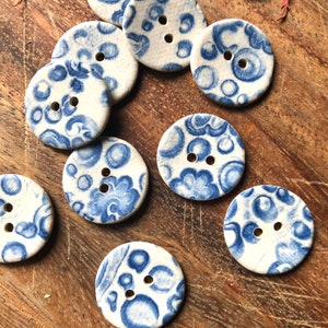 Effervesce Porzellan Artisan Knöpfe-Knöpfe-handgemachte Knöpfe -handgemachte Knöpfe-Delfter Knöpfe-blaue und weiße Knöpfe-waschbarer Knopf