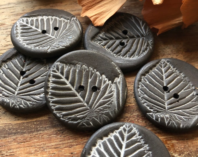 Leaf Noir-Artisan Buttons-pottery buttons-black ceramic button knitting notion-jewelry beads-purse making parts-leaf button