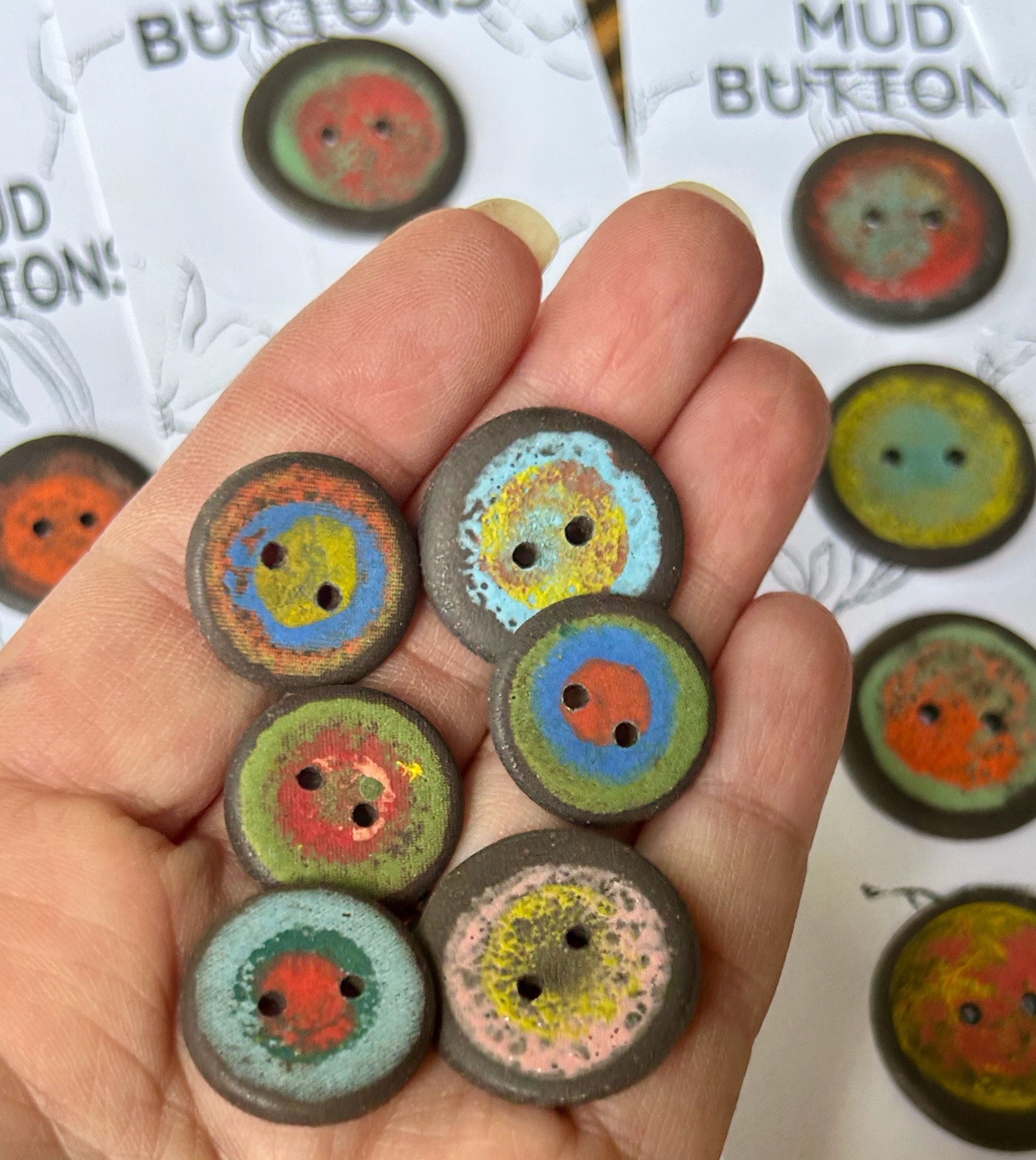 PINTURA E MASSINHAS - Button Shop