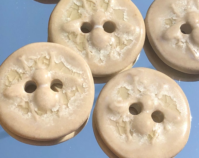 Ivory Crackle Glaze Bee Porcelain Artisan Buttons-pottery buttons-bee buttons-ivory buttons-handmade buttons-cream button-beige button