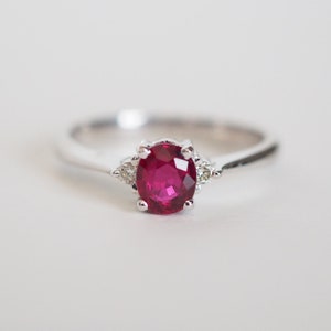 18K White Gold Ruby Diamond Ring: Vintage 3-Stone Engagement