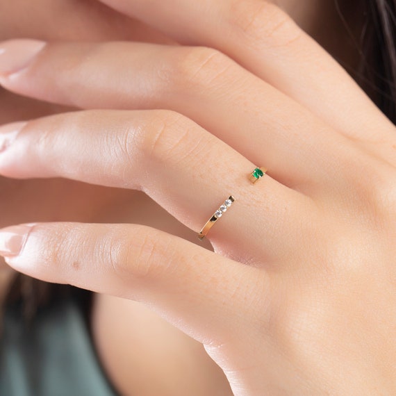 ソリティアキュービックジルコニアエレガントな正教会クロスペンダント14 Kローズゴールド ゴールドの祈りの手と宗教的信仰の十字架オーバルチャームペンダント