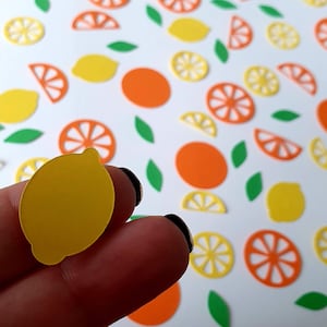 Confeti de naranjas y limones (para esparcir sobre la mesa, para decorar tarjetas, para hacer álbumes de recortes)