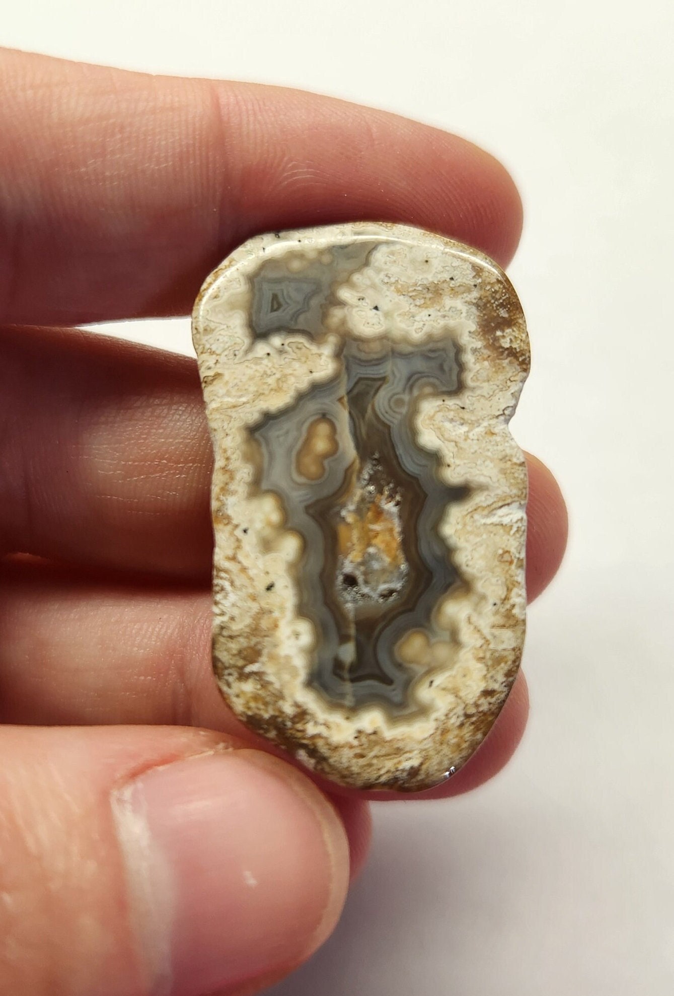 Tumbled Kentucky agate