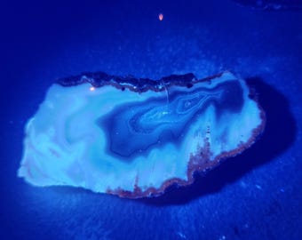 Polished UV Reactive Morrocan Agate