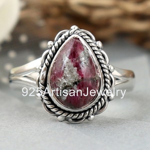 Anello a pera Eudialyte: anello in argento sterling con pietra preziosa, stile boho