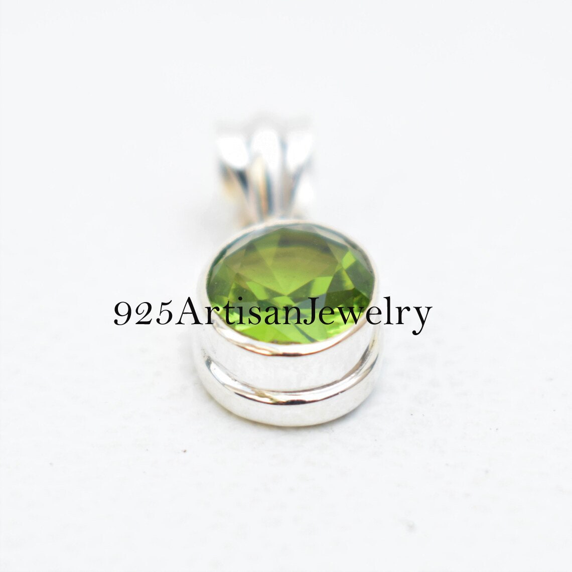Designer Silver Pendant , Top Quality Peridot Gemstone Pendant , Gemstone Necklace Pendant 925 Sterling Silver Pendant Jewelry For Unisex