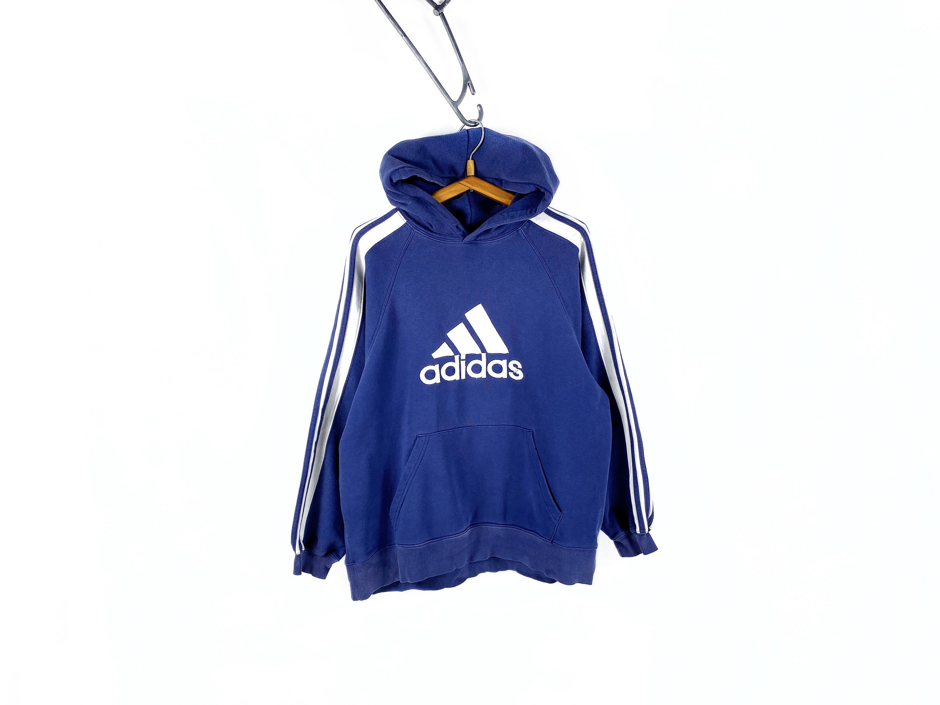blue vintage adidas sweatshirt