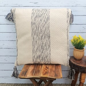 手織りのタフテッドコットン枕カバー、ボヘミアン風テクスチャードクッションカバー（装飾用）、フリンジ付きタッセル枕カバー、刺繍入りクッションカバー