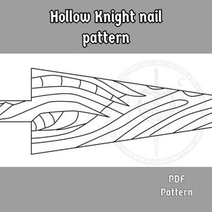 Könnte beinhalten: Schwarz-weiße Strichzeichnung eines Nagel-Musters aus dem Spiel Hollow Knight. Der Text "Hollow Knight nail pattern" steht oben und "PDF Pattern" unten. Das Nageldesign weist geschwungene Linien auf.