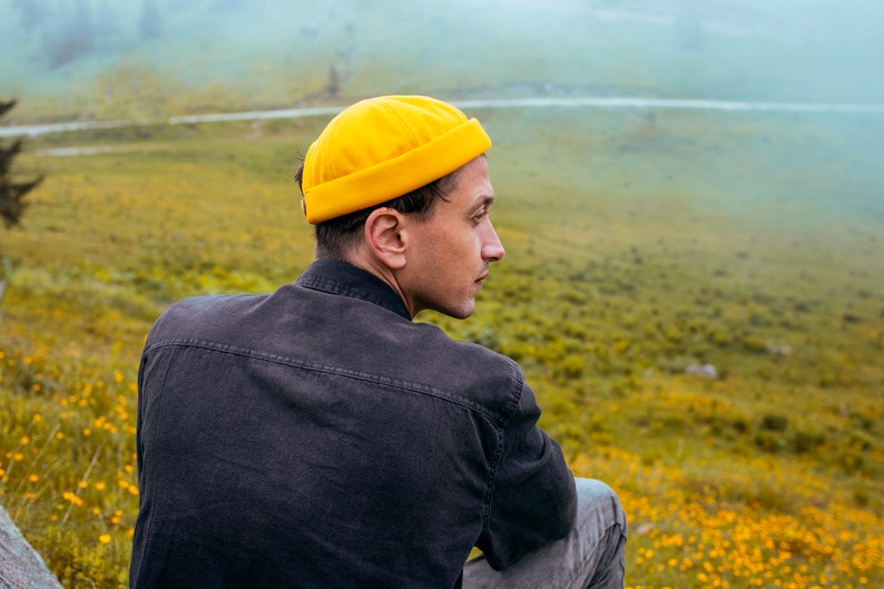 Handmade docker hat. Unisex ochre docker cap made of 100% cotton canvas. Artistic Beanie. Brimless hat. image 3