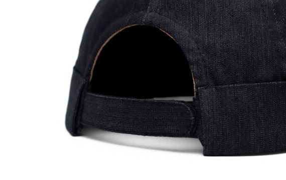 black docker beanie