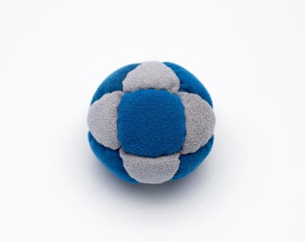 Footbag de 14 paneles hecho a mano. Hacky sack de estilo libre.