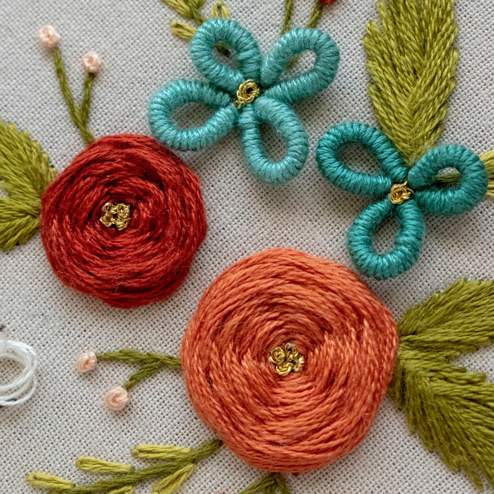 Flowers & Bee Hand Embroidery Pattern, Botanical Stumpwork Design, Floral DIY Hoop Art, Video Tutorial for Beginners - Etsy Canada Flowers & Bee Hand Embroidery Pattern, Botanical Stumpwork Design, Floral DIY Hoop Art, Video Tutorial for Beginners - Etsy Canada