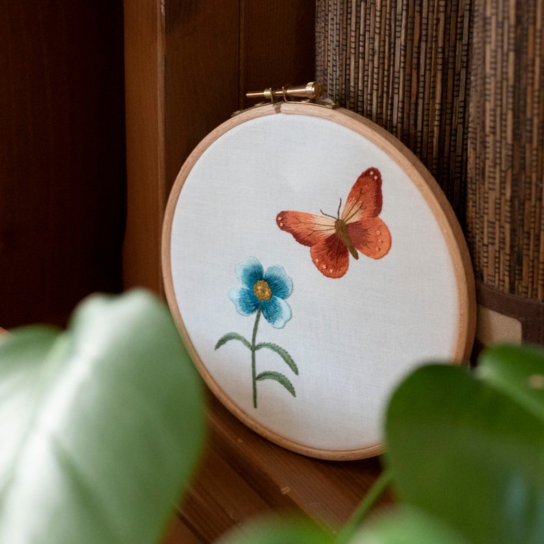 Butterfly &amp; Flower Hand Embroidery Pattern With Instructions | Etsy