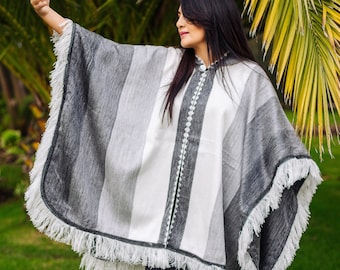 Poncho ligero con flecos de alpaca / Capa hecha a mano de talla única para mujer / Capa elegante, suave y acogedora para cualquier temporada u ocasión