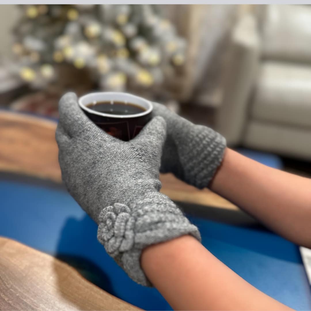 Gray Interwoven Alpaca Gloves main image 1