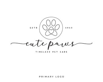 Puede incluir: Diseño de logotipo en blanco y negro para un negocio de cuidado de mascotas llamado "cute paws" con el lema "Timeless Pet Care". El logotipo presenta una huella de pata con un corazón en su interior, rodeado de un círculo. El texto "ESTD 2023" está escrito encima del logotipo.