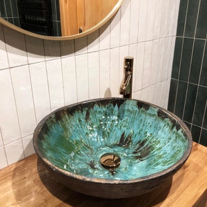 PREMIUM!! Ceramic Green Sink Handcrafted Vessel Sink for Bathroom in Forest Tones Handmade sink, Forest-inspired basin, Vessel sink, decor