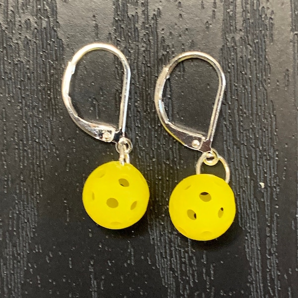 Pickleball Earrings (Hollow Yellow)