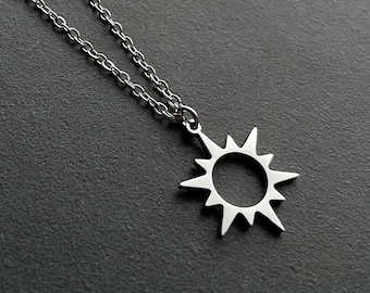 Halskette Edelstahl für Frauen silber Farbe Sonne Sun Motiv 45 cm Länge rund Geschenkidee Geschenk Geburtstag Freundin Jubiläum Kette