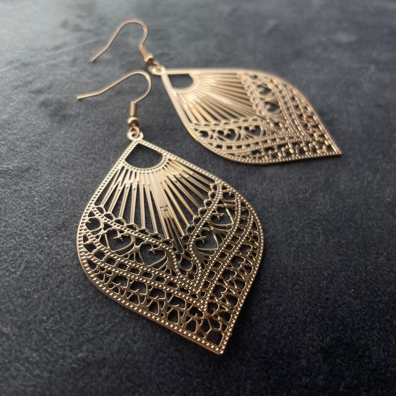 Earrings gold-colored gold ladies feather leaf hanging earrings hanging earrings earrings 8 cm gift idea Golden Beauty image 5