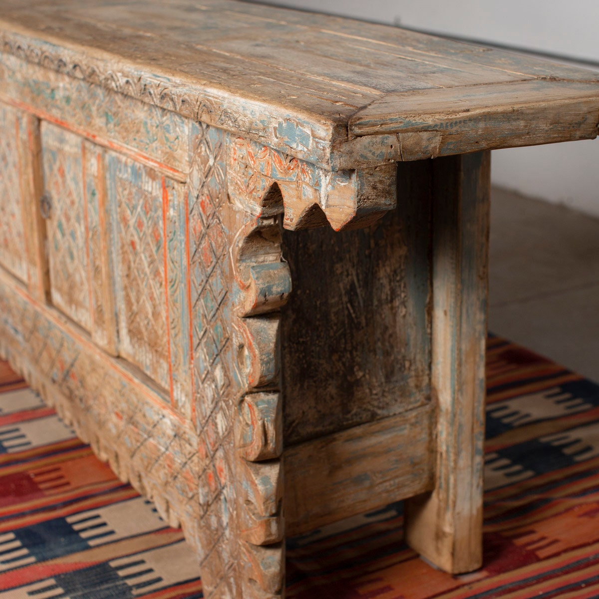 Antiguo gabinete chino tallado en XinJiang | Etsy